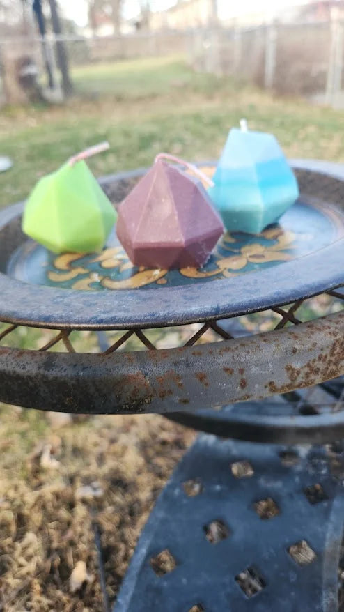Geode Intention Candle – Scented Spell Amplifier Inspired by Crystal Energy