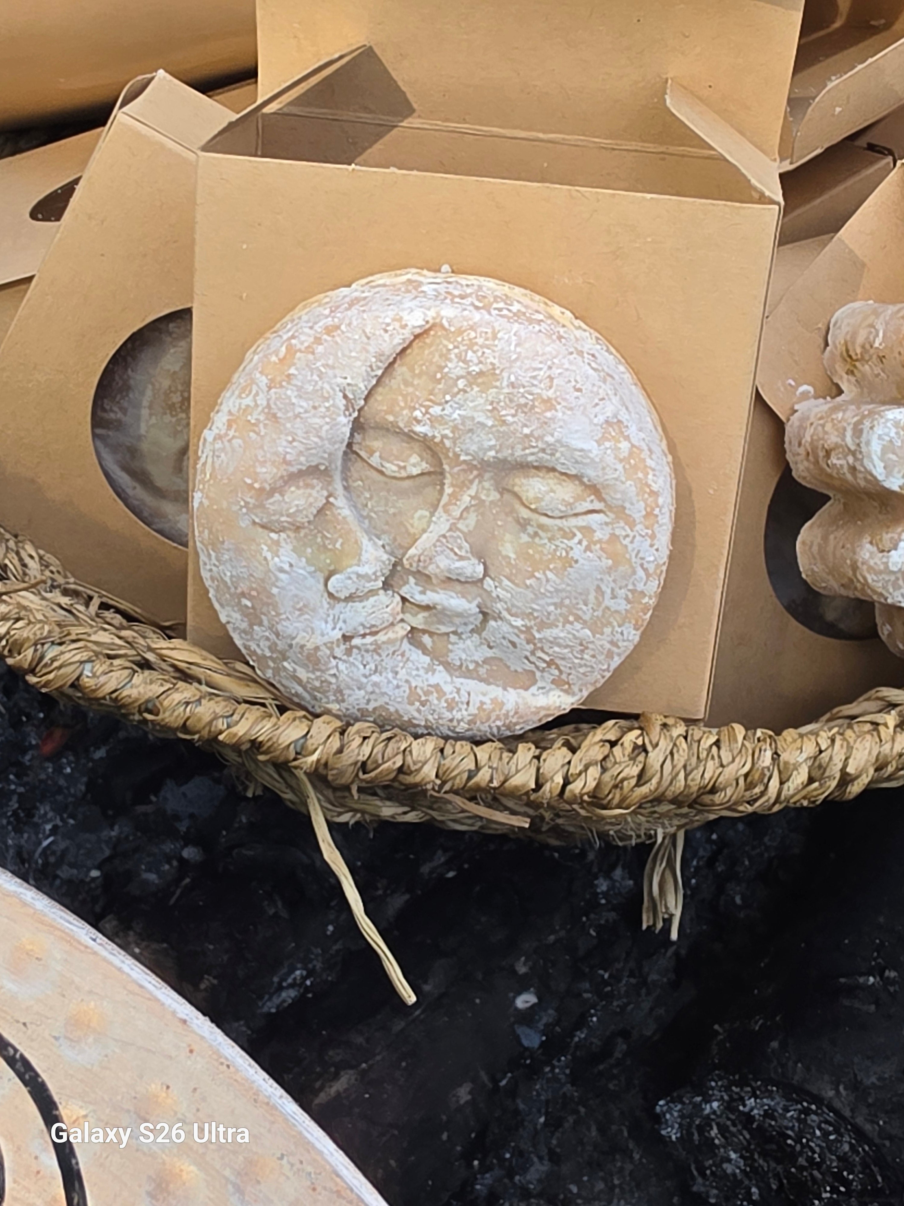 Sabret Waning Grace – Chamomile Tallow Soap